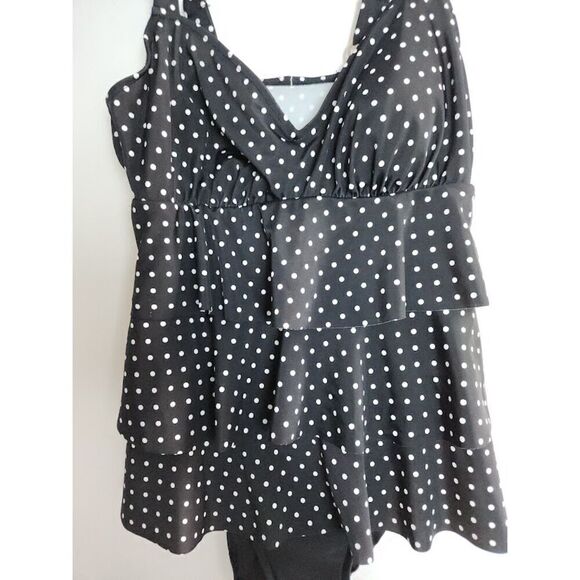 NWT Croft & Barrow Black White Polka Dot  "Tummy Slimmer" 1 Piece Swimsuit sz 10 - Picture 8 of 9